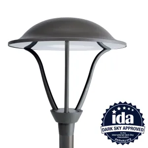 ISLA LED prezentuje elegancki wygląd, który doskonale integruje się w środowiskach miejskich i mieszkalnych.
